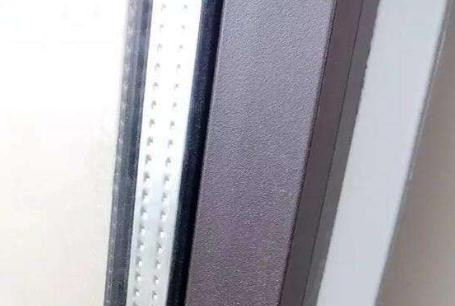在使用門窗密封膠的時候，可能會遇到什么狀況呢？